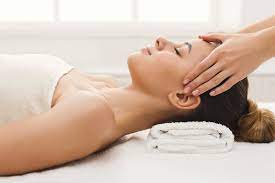 Vagus Nerve Massage Techniques

Vagus nerve massage involves gentle stimulation of specific areas that correspond to the path of the vagus nerve. By applying targeted pressure and soothing touch, we can activate the vagus nerve and induce a relaxation response. Here are a few techniques commonly used