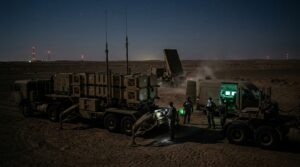 The US Iran War and US Missile Crisis:Patriot_missile_defense_battery_