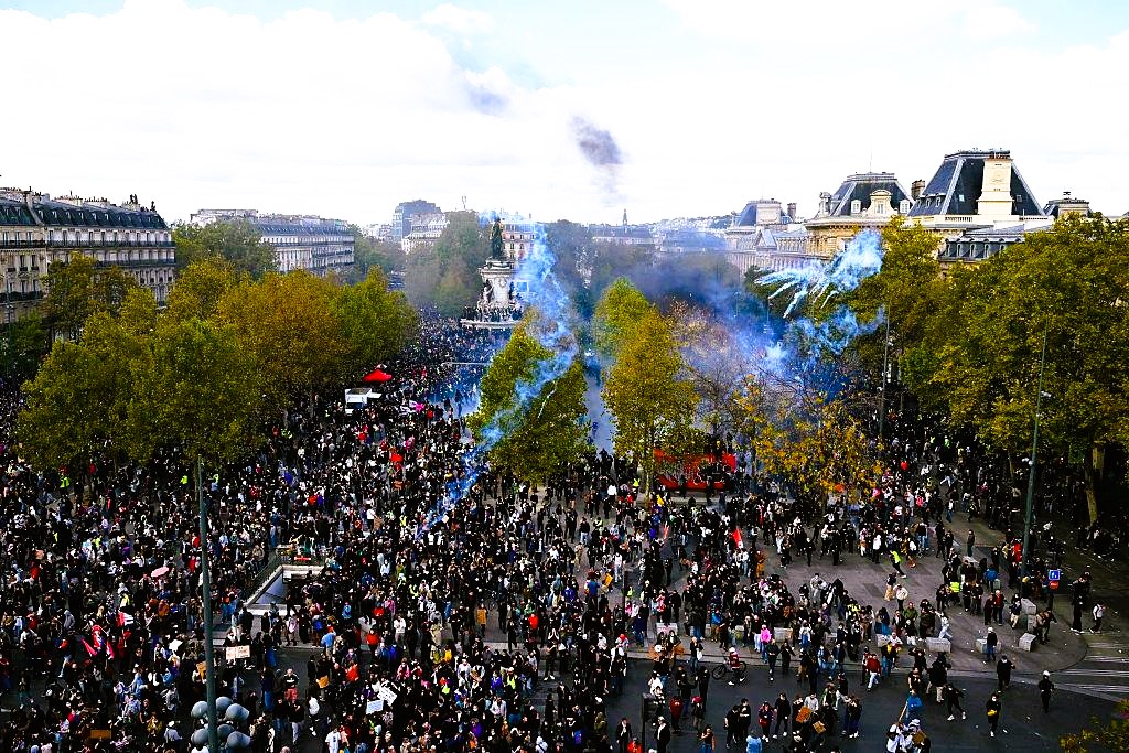 Europe’s Cost-of-Living Protests 2026: What Happened, Why People Are Angry, and Who Benefits Politically?